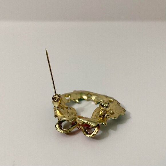 Vintage Christmas Holly Wreath Brooch Pin - Picture 11 of 15